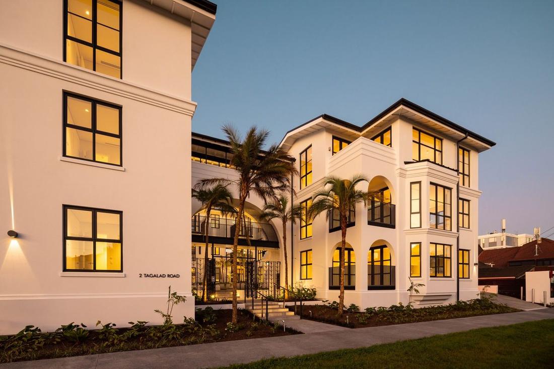 Arches Apartments - image 13