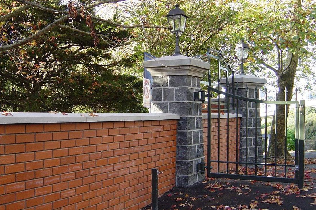 Fence Capping - Auckland Girls' Grammar - image 2